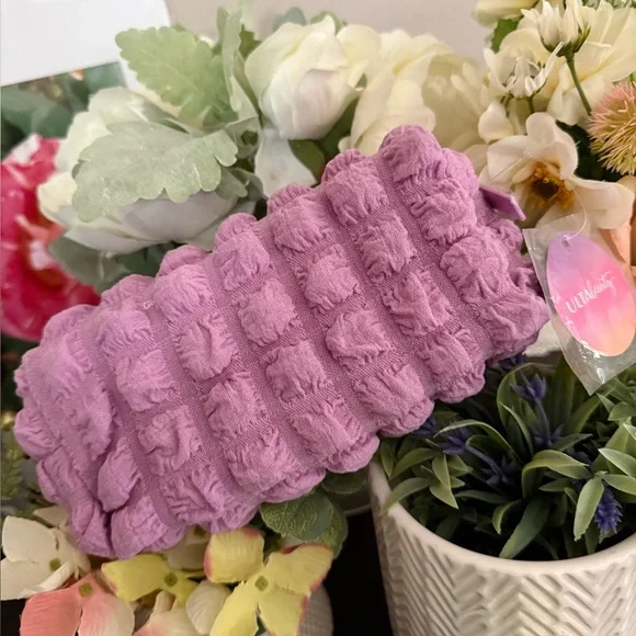 🆕🪷 ULTA LIMITED EDITION 9 PIECE BEAUTY GIFT SET WITH MAKE-UP BAG. BRAND NEW. - Picture 7 of 14